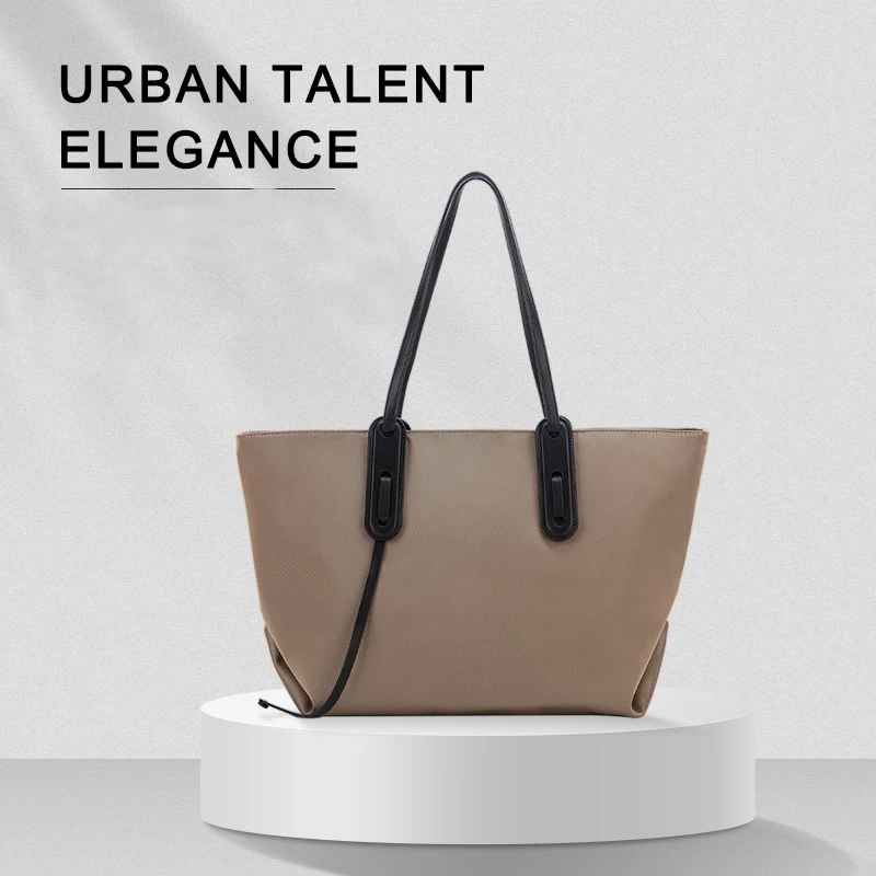 Tote Bag Women's 2022 New Niche Fashion Large Capacity Mother Bag High-end All-match Portable Shoulder Girls Bag