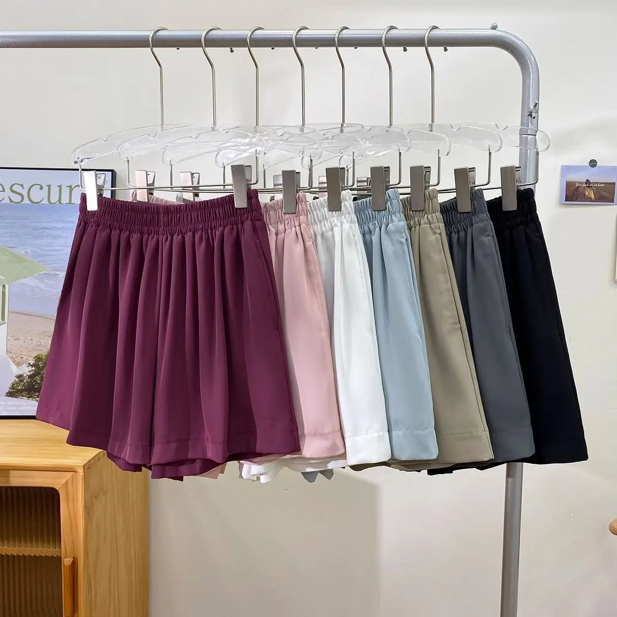 

Шорты женские трапециевидные из вискозы, повседневные короткие штаны с широкими штанинами, с эластичным завышенным поясом, свободные однотонные, лето 2023