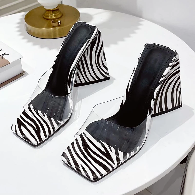

2022 New Summer Shoes for Women Fashion Zebra Pattern Slippers Sexy Transparent PVC Female Pumps Slides Women's Sandals