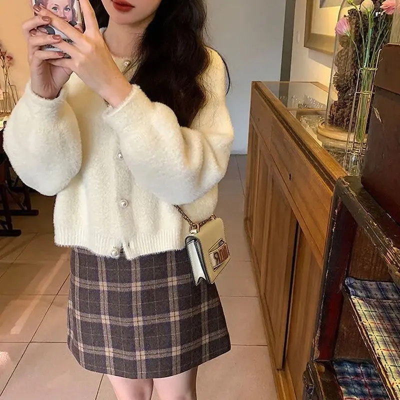 

Imitation Water Velvet Sweate Women Autumn And Winter New Korean Version Of The Solid Color Outer Loose Lazy Knit Cardigan