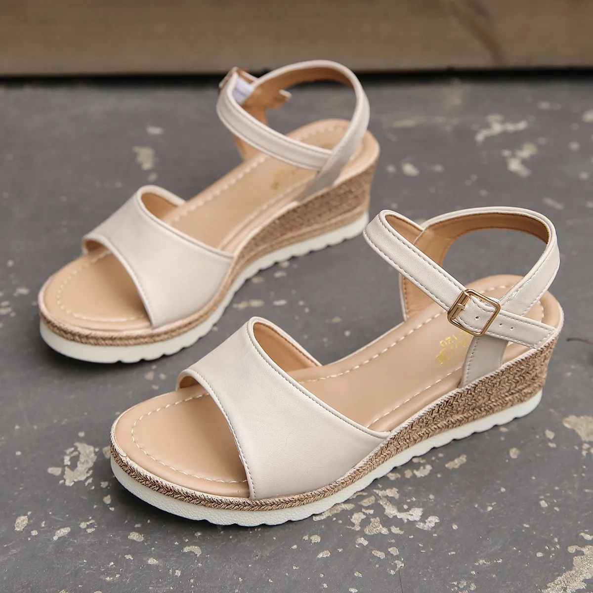 

New Womens Fashion Sandals Peep Toe Comfy Sports Sandals Shoes Women Sandalias Mujer Wedges Platform Sandals Platform Sandals