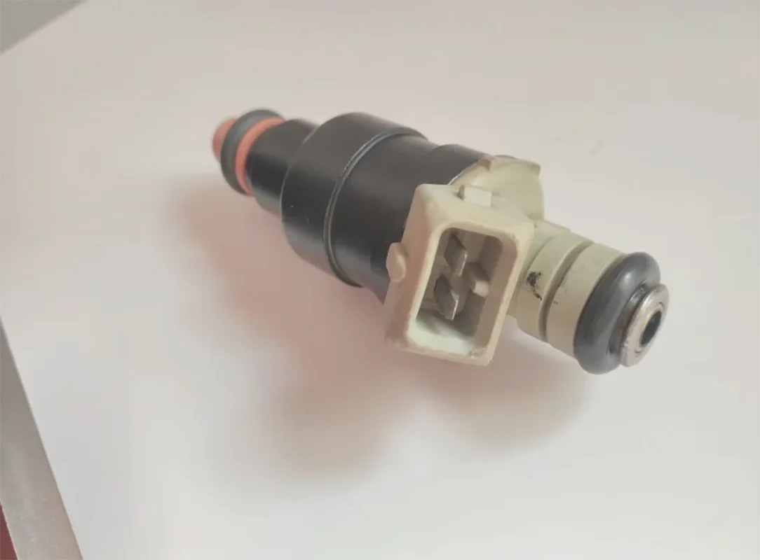 6 шт. топливные автозапчасти для BMW 325 325E 325ES 528E 2 7L M20 OE No. : 0280150126