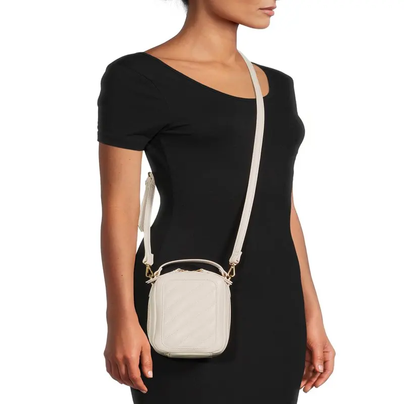 Women's Meghan Cellie Wallet on a String Papyrus Beige