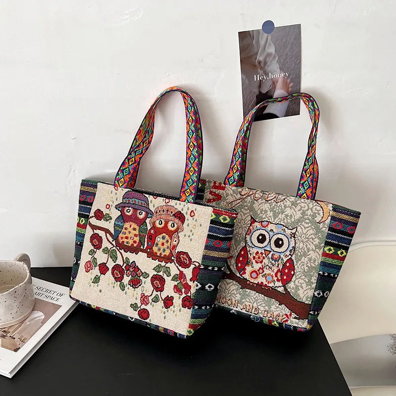 

New Ethnic Style Embroidered Tote Bag Literary Simple Student Shoulder Bag Ladies Large-capacity Canvas Shopping Bag