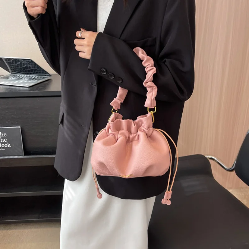 Women's Retro Fashion PU Fold Crossbody Bags for Women Simple Luxury Sac Shoulder Small Bucket Underarm Bolsa Feminina Handbags