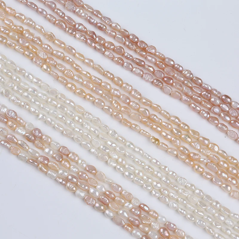 светлый жемчуг. колье жемчужное. жемчуг сваровски полусфера. колье из розового жемчуга.