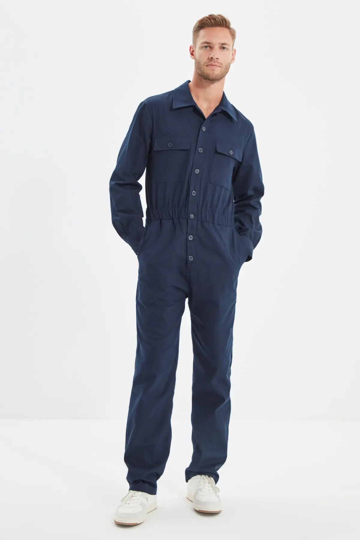 

Trendyol Men 'S Regular Fit Shirt Collar Double Flap Pockets Snap Fit popping In JUMPSUIT TMNAW22TU0004