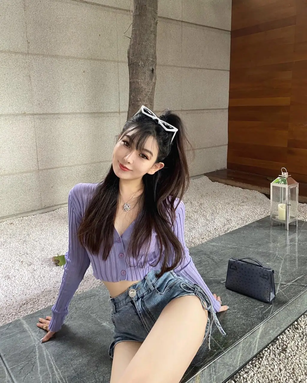 

Женский вязаный кардиган с V-образным вырезом и длинными рукавами