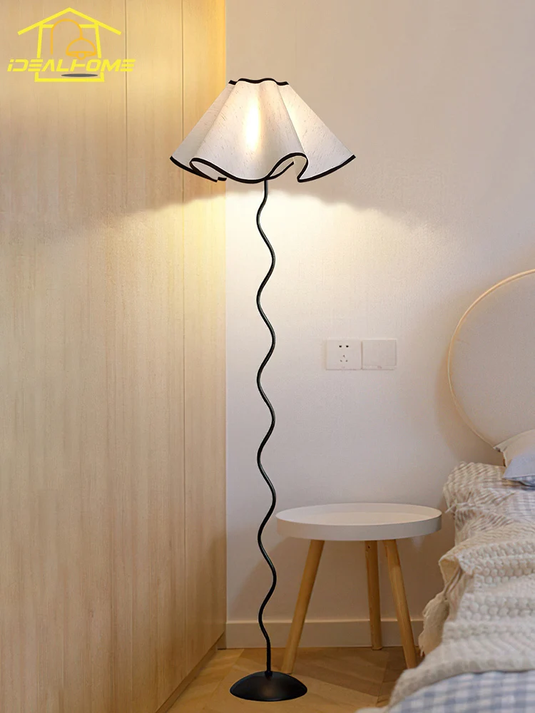 Скандинавская атмосфера Ins модный тканевый напольный светильник с цветочным