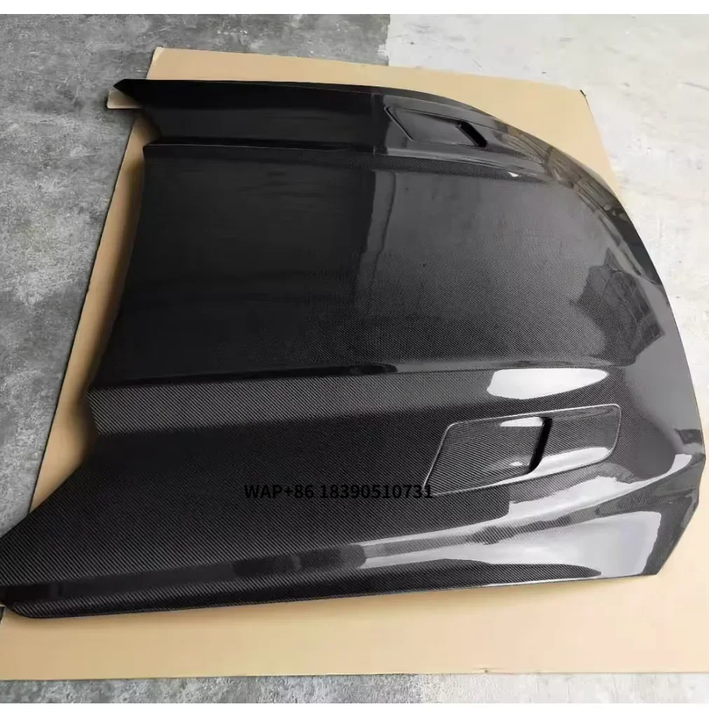Фото Капот YLA для Mustang, тюнинг в стиле FT, 2015-2017, карбоновый капот №1