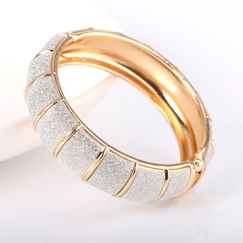 

New Vintage Bling Watermellon Stripe Bangle Open Cuff Bracelet for Women Gold Silver Plated Crystal Wedding Bride Hand Jewelry