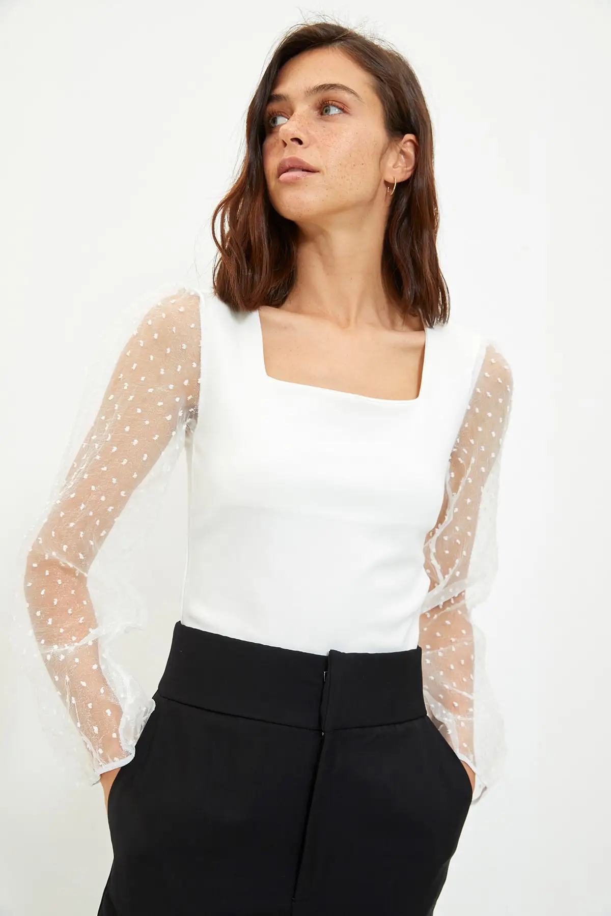 

Trendyol Knitted Blouse TWOAW22BZ0674