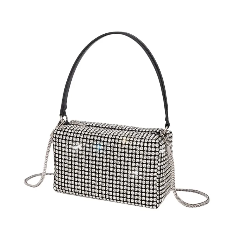 

Женская вечерняя сумка-клатч с кристаллами