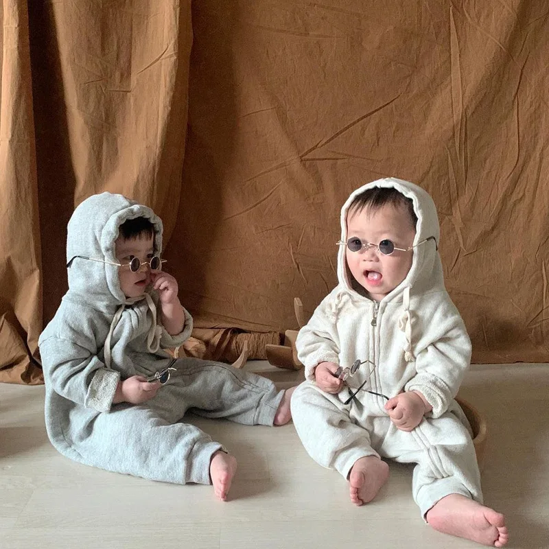 

Комбинезон детский однотонный с капюшоном, на весну/лето
