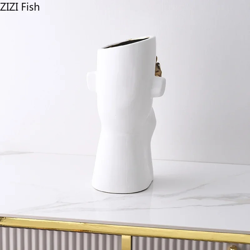 Керамическая ваза с золотым рельефом и розой цветочный горшок персонажем