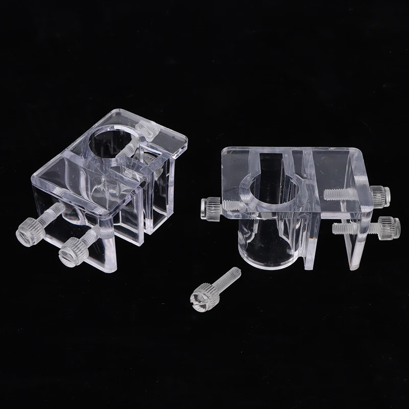 Зажим для подачи воды в аквариум