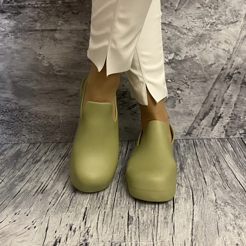 Women Summer Sansdals Ladies No Slip Thick Bottom Concise Breathable Footwear Female PVC Round Toe Rain Shoes