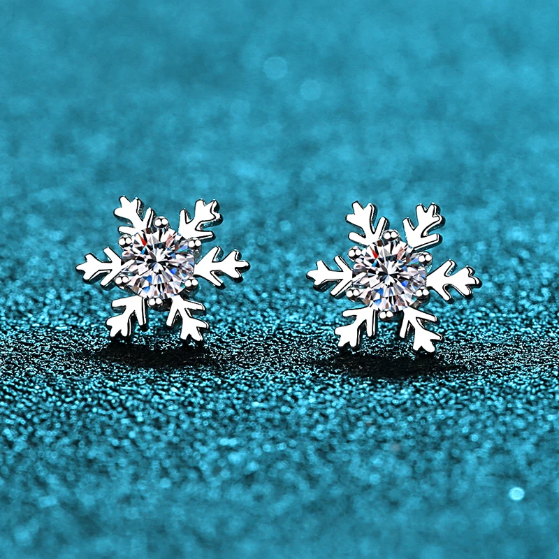 

Серьги-снежинки из серебра 925 пробы с блестящими бриллиантами