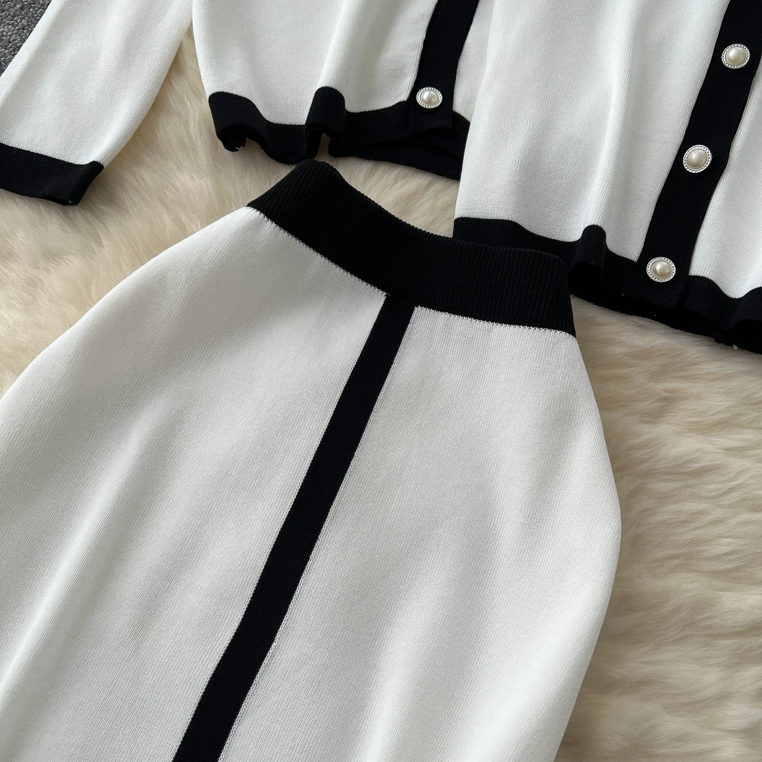 Шикарные комплекты из трех предметов милая жилетка в стиле пэчворк с V-образным