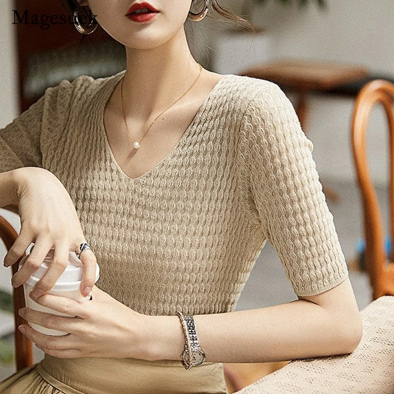 

Elegant V-neck Knitted T Shirt Women Summer Tops Pullover Slim Short Sleeve T-Shirts Female Solid Thin Casual Tee Shirts 22375