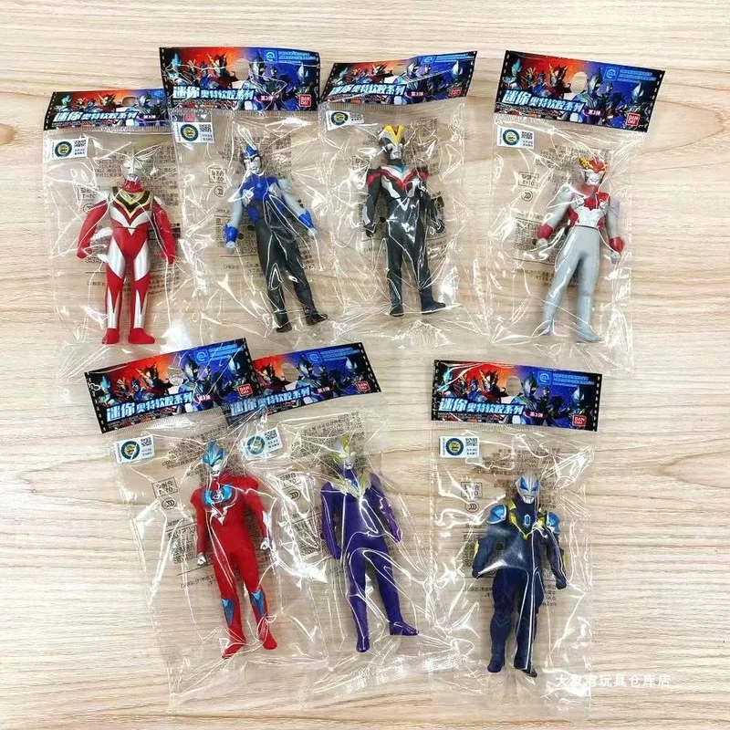 

Original Ultraman Figure Mini Doll Movable Joint Ornament Accessories Pretend Play Children Present Toy