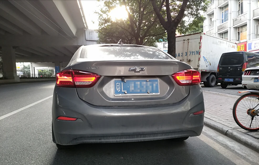 Фото Фонарь бампера для задних фонарей Cruze, 2017~2018, бесплатная доставка! LED, задний фонарь Cruze, Malibu, Aveo, Epica, Lova, Aptiva, Trax, противотуманный фонарь Cruze. №2