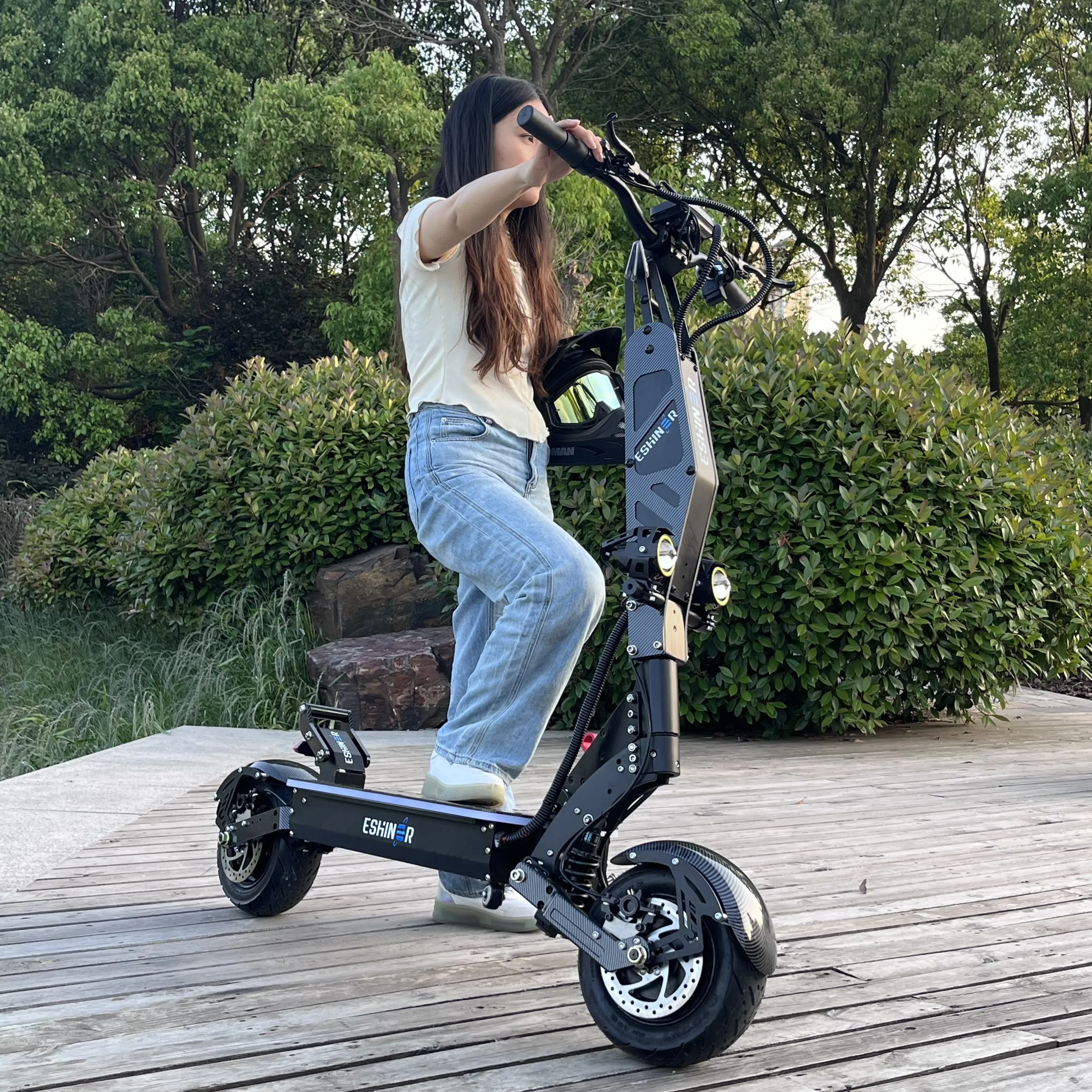 2024 управляемый приложением фотоэлектрический скутер для взрослых мощный 72 В 8000