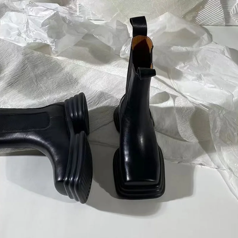 Новые модные женские сапоги теплые короткие с бархатной подкладкой меховые 2022