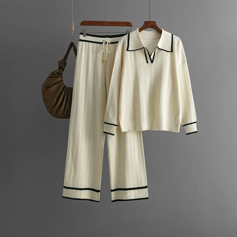 Костюм спортивный женский трикотажный из Свитера и прямых брюк