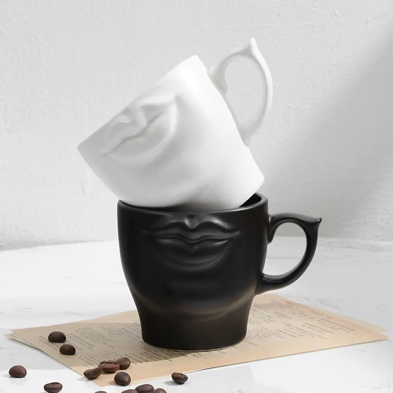 Black White Three-dimensional Lip Cup Coffee Cup Ceramic Cup with Handle Couple Cups Coffee Mug Home Teacup Milk Mug Tea Mugs