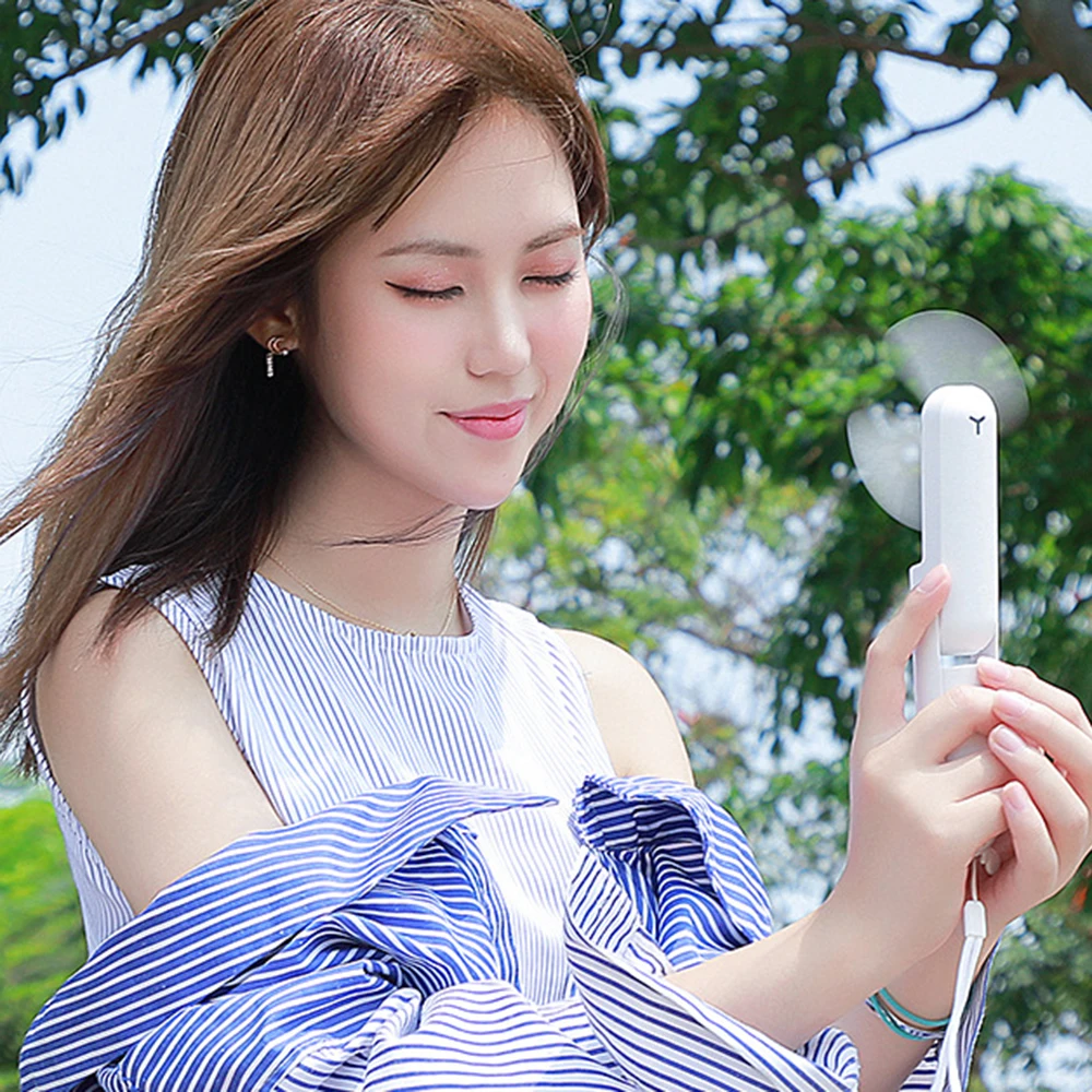 

USB Hand Held Fan Cooling Fan 2 Speeds Adjust 2000MAh Rechargeable Battery Portable Multifunction With Flashlight Mode