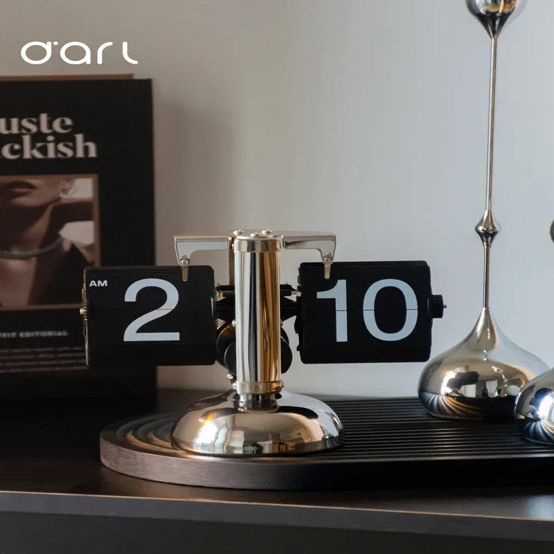 Современные часы для поворота страниц настольные с автоматическим балансом