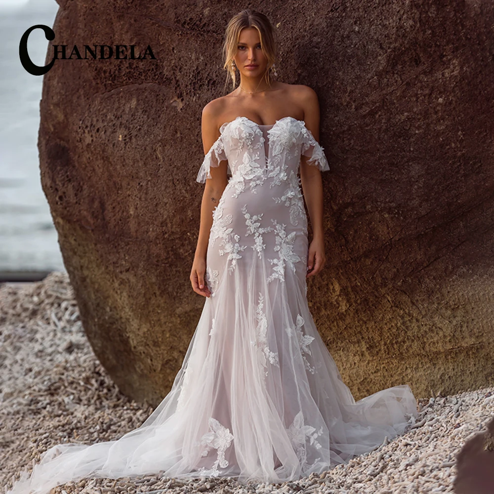 Изящное облегающее платье CHANDELA