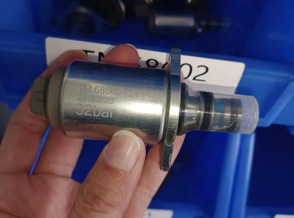 Детали экскаватора строительной техники TM61602 TM68602 Электрический