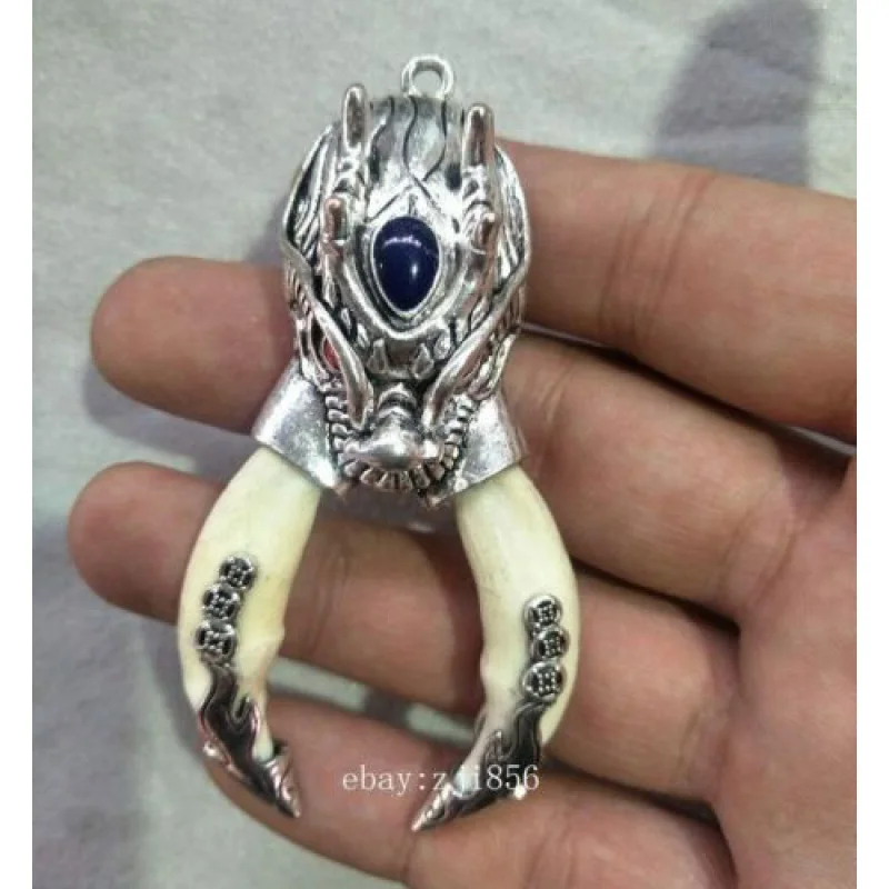 

Chinese Collection Inlaid Tibetan Silver Dragon Head Pendant Charm