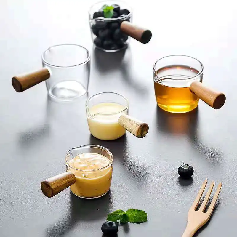 

Mini Glass Milk Cup Creamer Jug Multi-Functional Seasoning Dish Small Glass Coffee Milk Pitcher Vinegar Sauce Cup with Handle