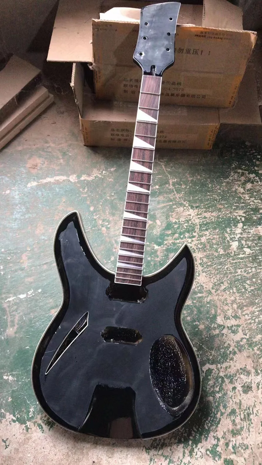 

Semi - finished Electric Guitar, Support Customization, Fine Workmanship Color Etc.