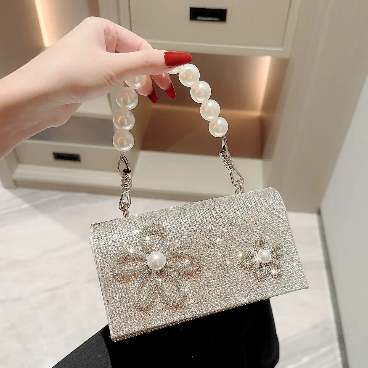 Роскошные блестящие цветочные сумки для женщин