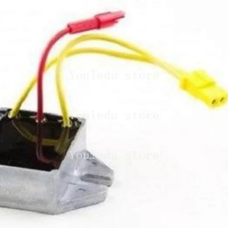 Регулятор напряжения 16 А 393374 394890 691185 797182 797375 AVR