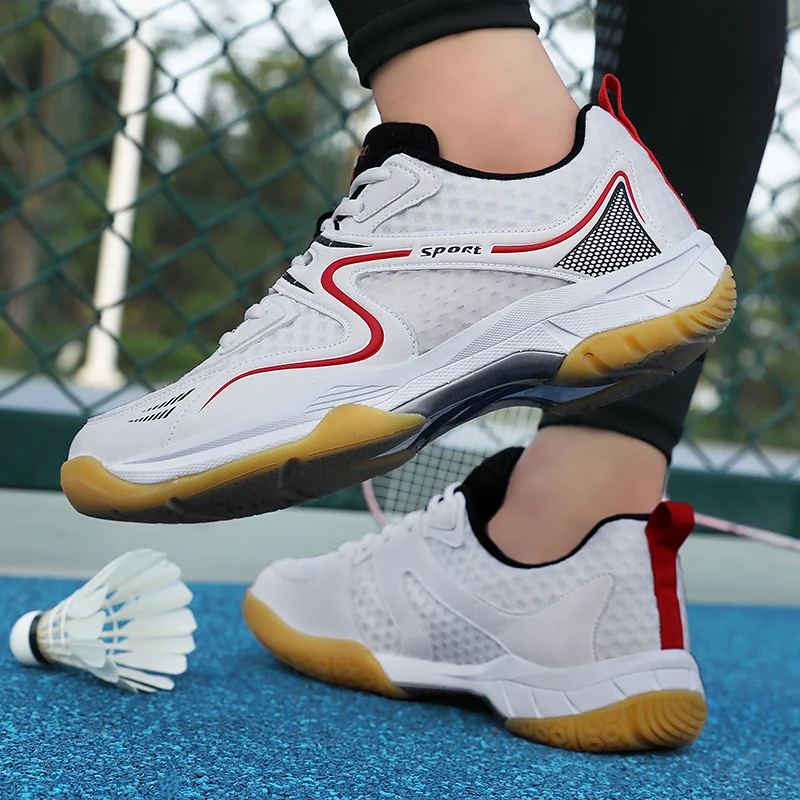 New Badminton Shoes Men's and Women's Outdoor Fitness Tennis Shoes Volleyball Shoes High Quality Training Table Tennis Shoes