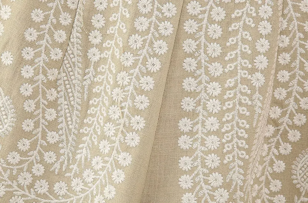 TRAF Women Fashion Contrast Embroidery Linen Shorts Vintage High Waist Side Zipper Female Casual Harajuku Short Pants Mujer