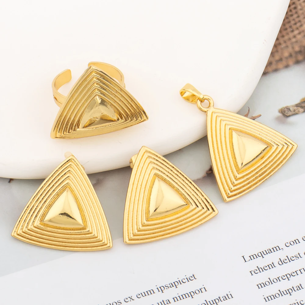 

Exquisite Gold Color Jewelry Set for Women 18k Gold Plated Earrings and Ring With Pendant Copper Jewelry Set Party Accessories