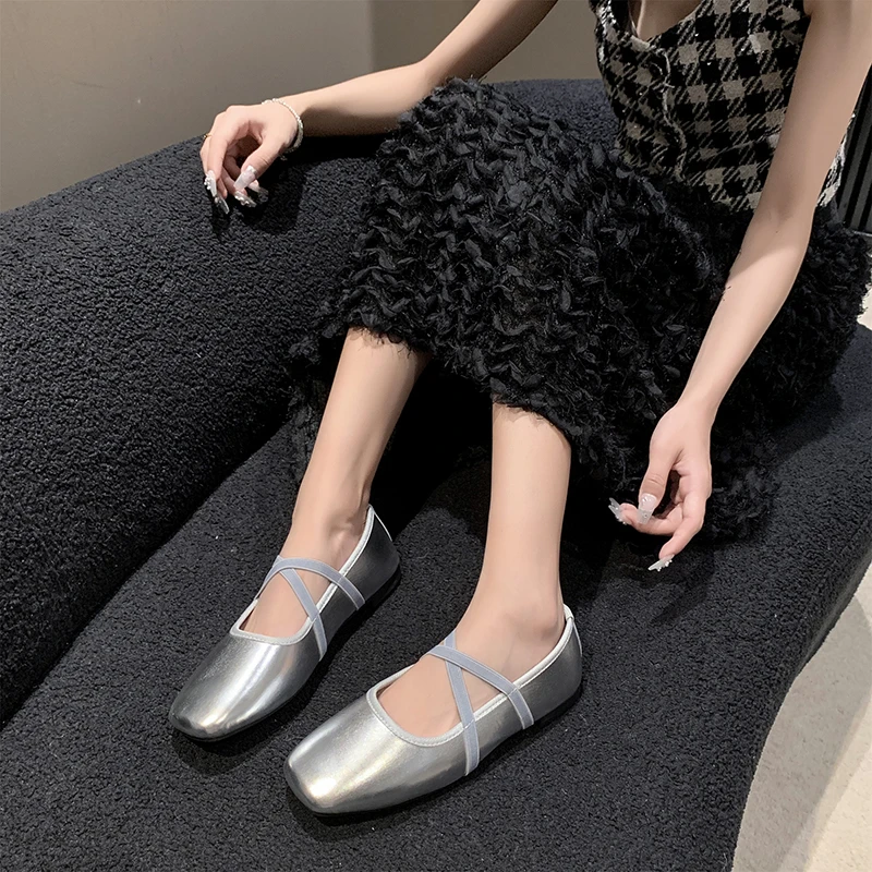 Женские летние туфли без каблука квадратные с открытым носком балетки
