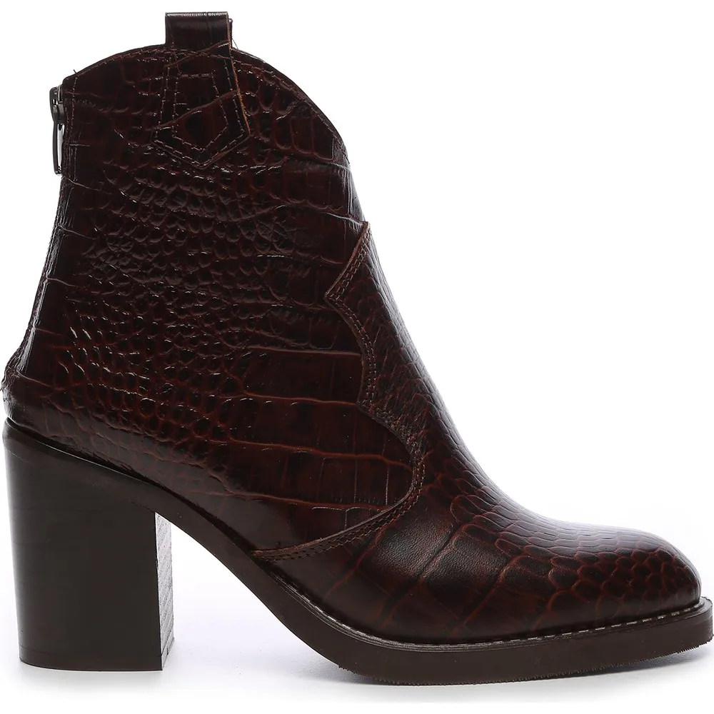 

Dorlie Women Leather Boots