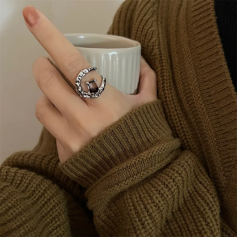 

Hip hop retro dark department new niche ins cold wind ring fashion personality senior sense index finger ring tide