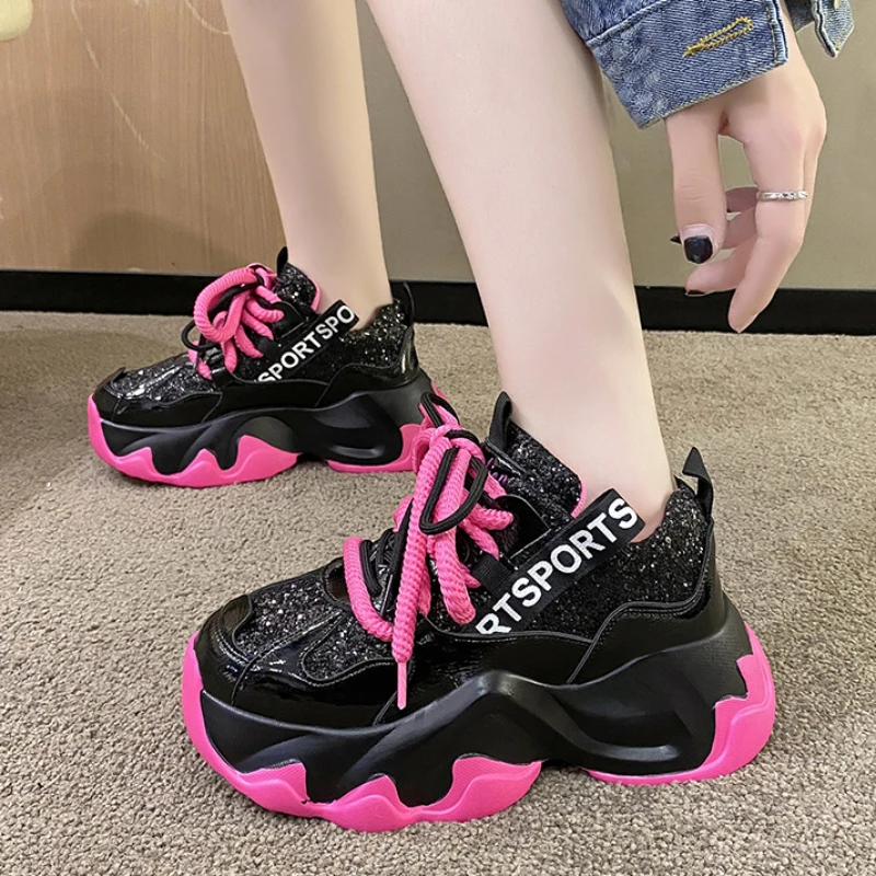 

2023 Autumn New Women Flats Sport Shoes Casual Platform Bling Sneakers Designer Walking Lace Up Running Travel Bottine Femme