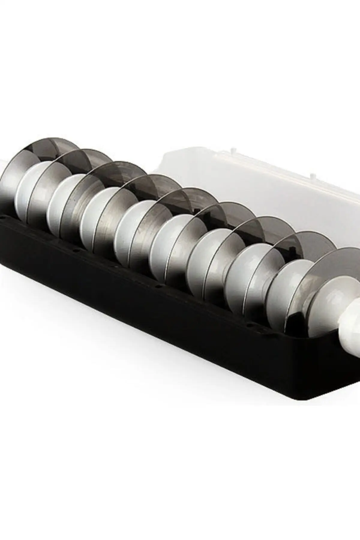 

Ravioli Cutting Roller 9 Bladed