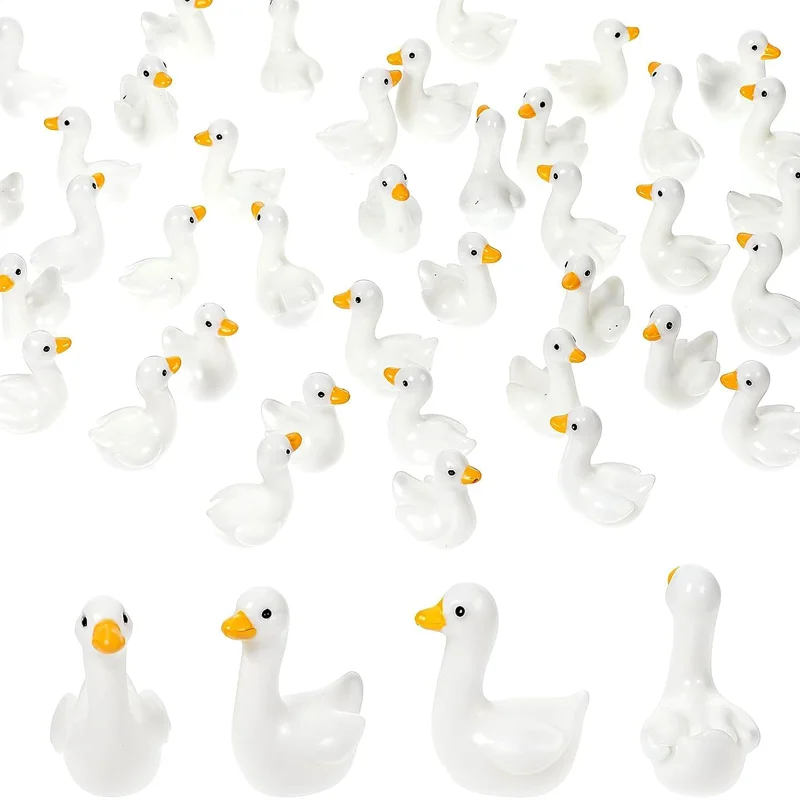 Миниатюрные фигурки гусей из резины