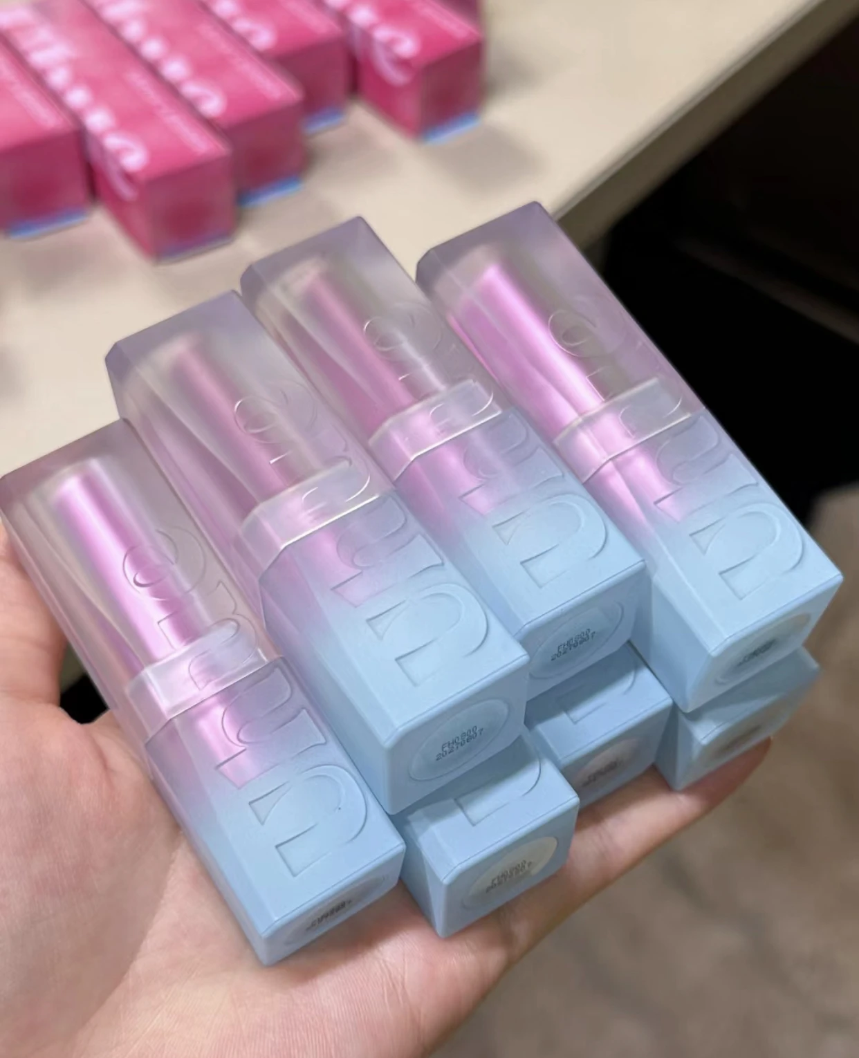 Зеркальная губная помада Uhue с водяным блеском твердая нюдовая глазурь для женщин