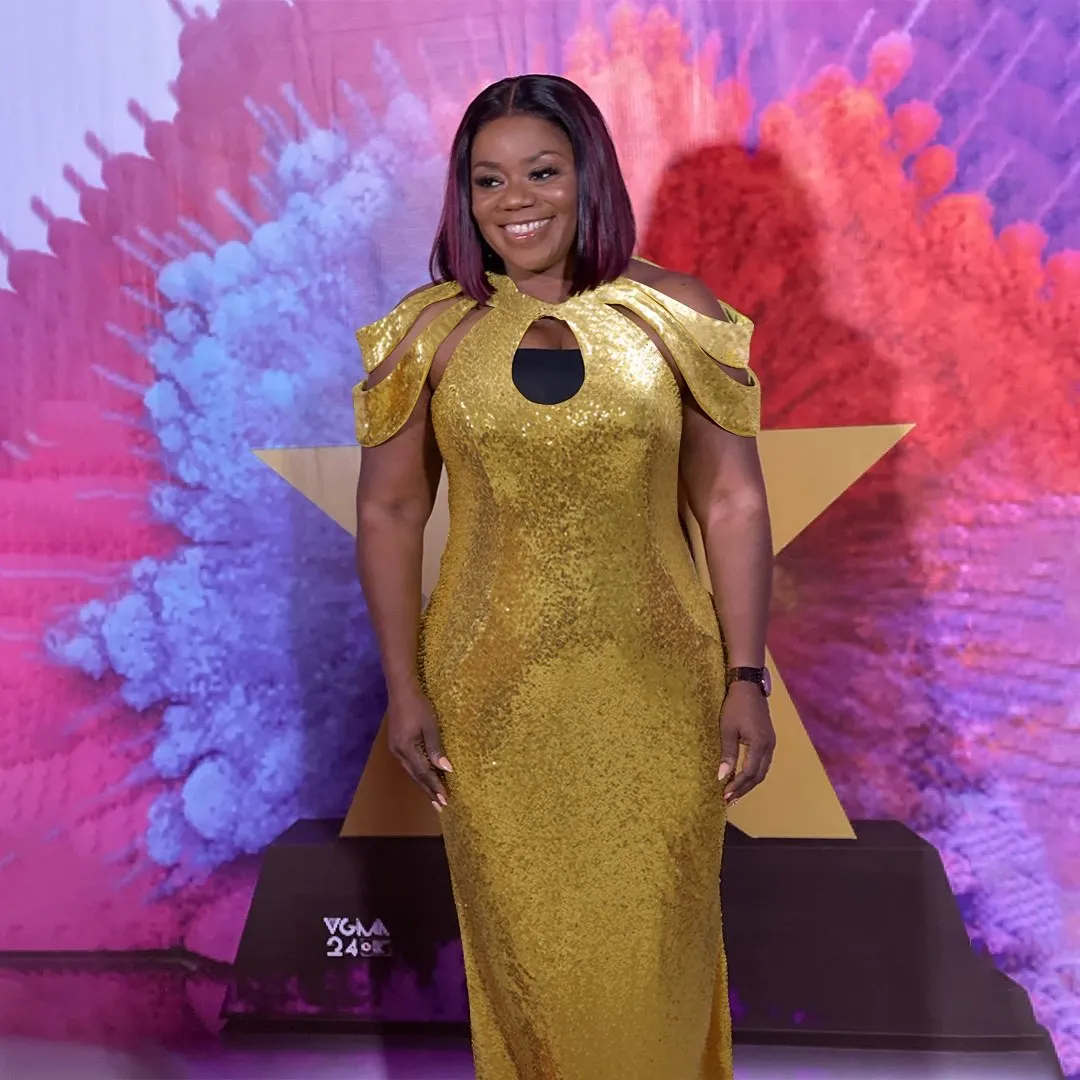 Элегантное вечернее платье новинка 2024 женская одежда с большими золотыми